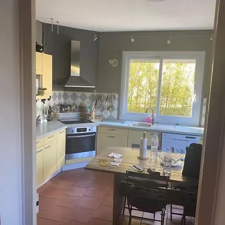 Maison De 5 Chambres, Piscine *